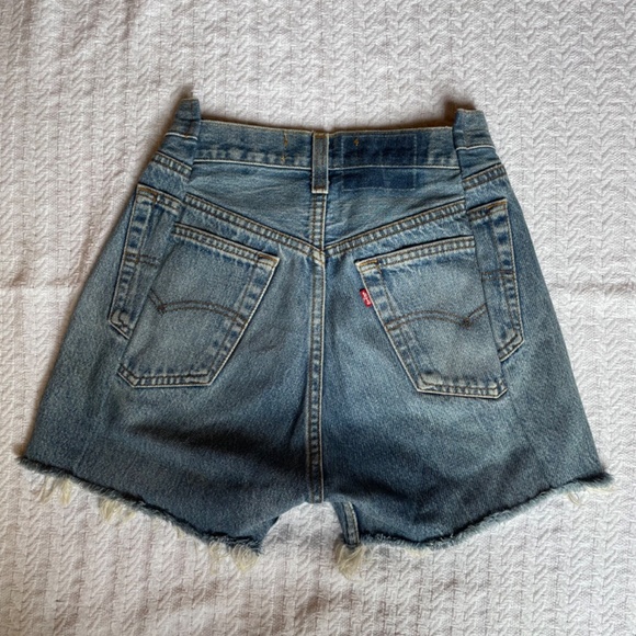 Levi’s EB Denim patchwork jean shorts 24 - Picture 5 of 6